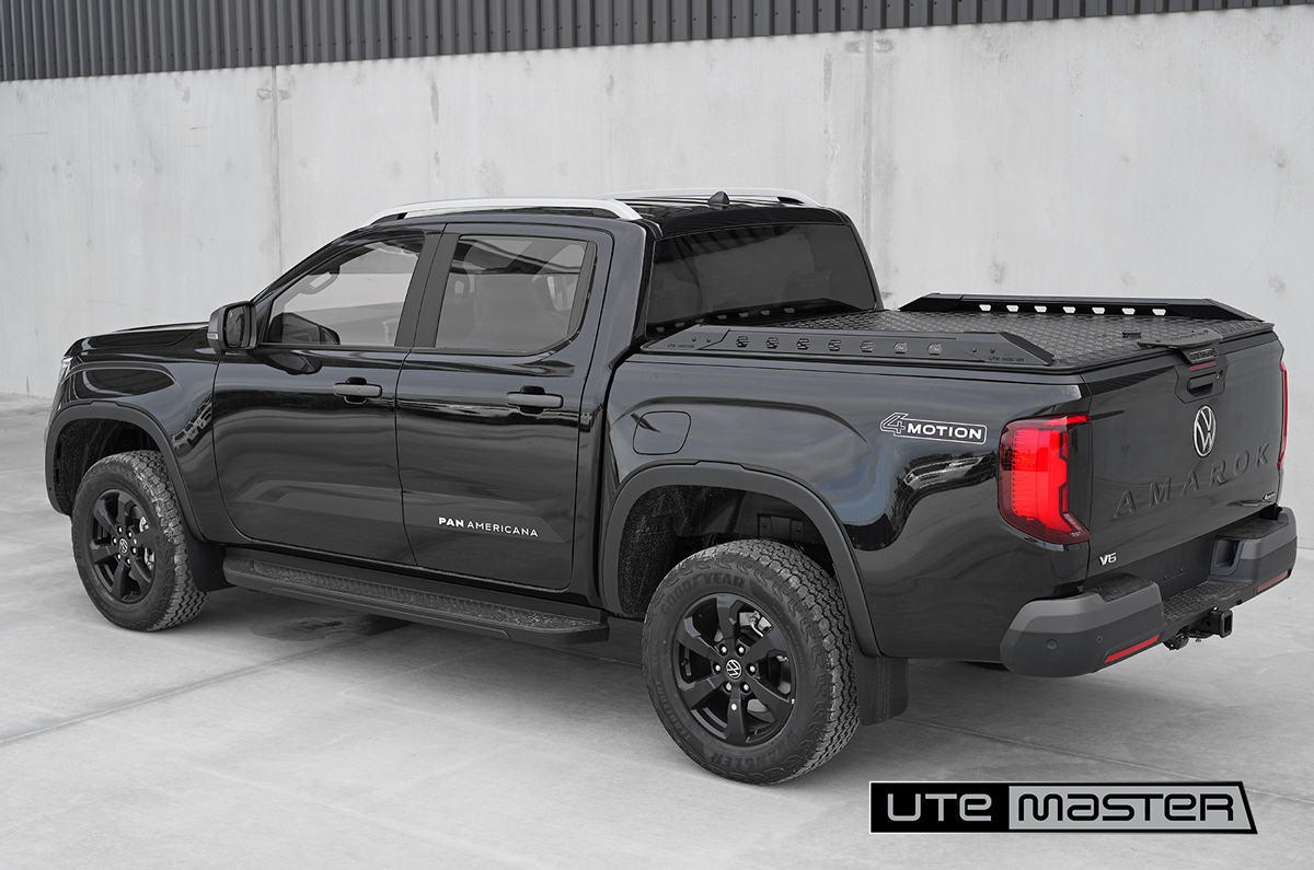 2023 Amarok with Utemaster Load Lid with destroyer rails v2