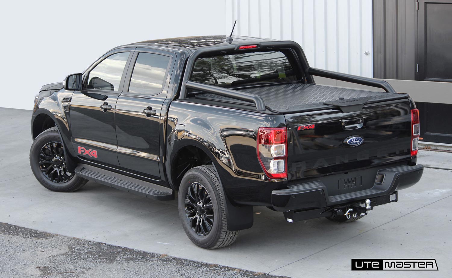 Hard Lid to suit 2020 Ford Ranger FX4 Sports Bars Load Lid by Utemaster Black Central Locking
