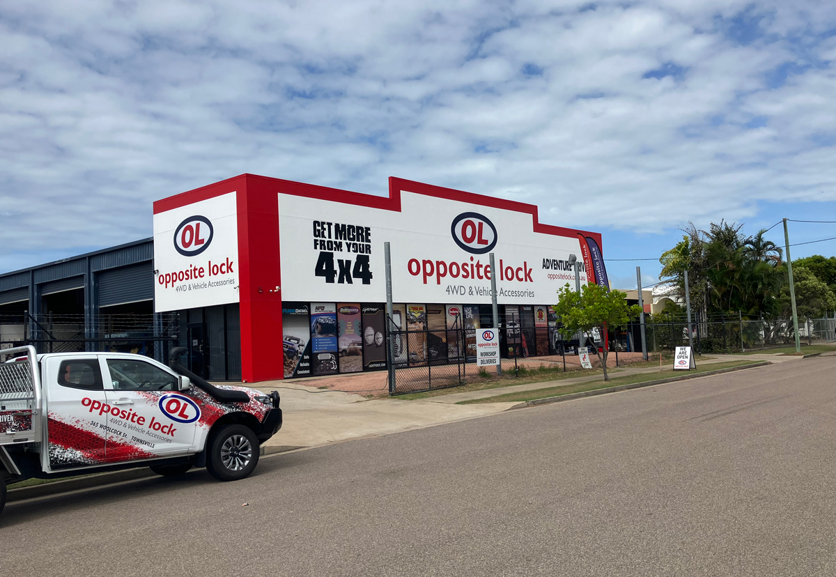 Opposite Lock Townsville Utemaster Installer