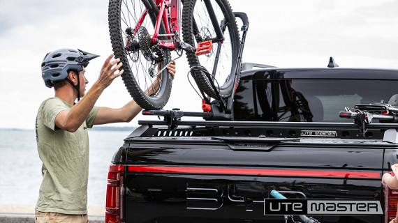BYD Shark 6 2025 Black Ute Accessories Utemaster Load Lid Bike Racks