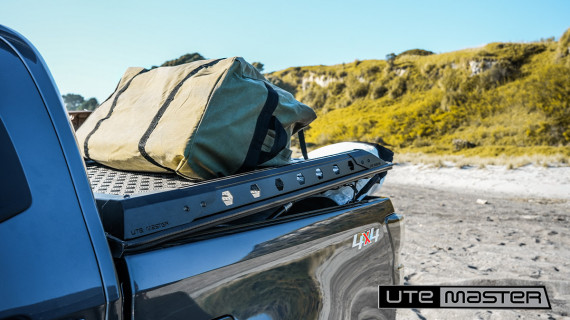 D Max Hard Tub Lid