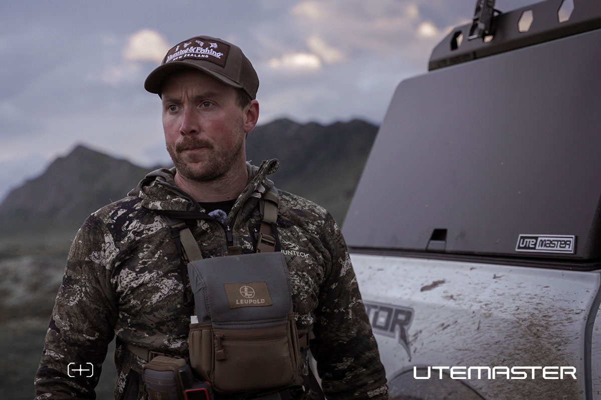 Ford Ranger Raptor Ute White Hunting Fishing Roof Rack Utemaster Centurion 7 v3