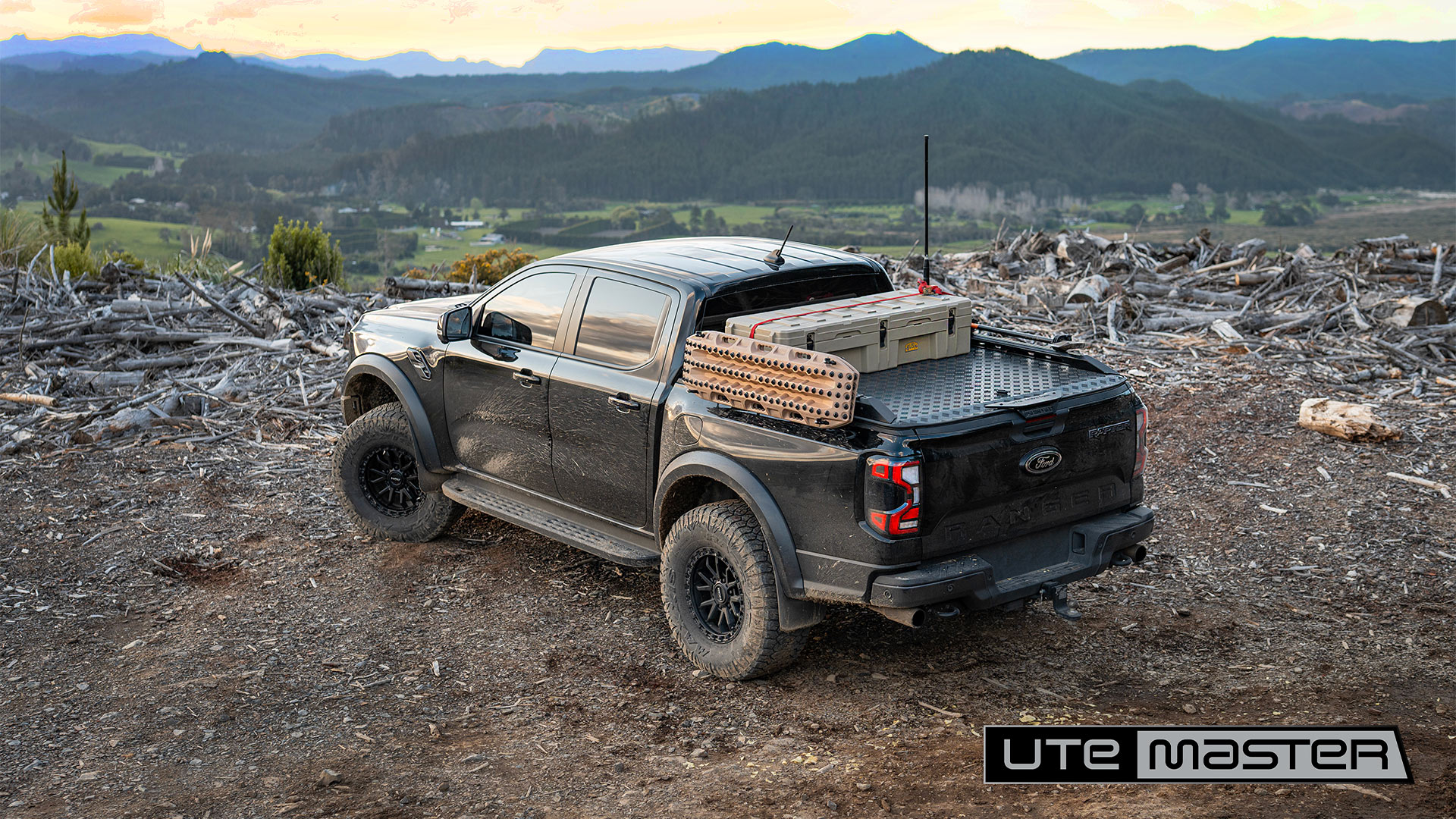 Ford Raptor Ranger 2025 Black Tub Hard Lid Ute Accessories v2