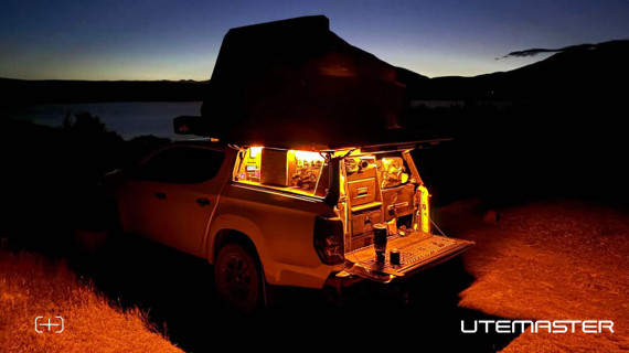 Mitsubishi Triton Ute White Camping Rooftop tent Centurion Canopy Utemaster v4