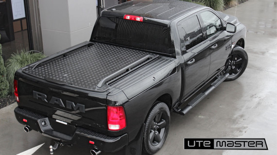 Ram Box 1500 Hard Lid Tub Cover Black Tonneau Utemaster Load Lid