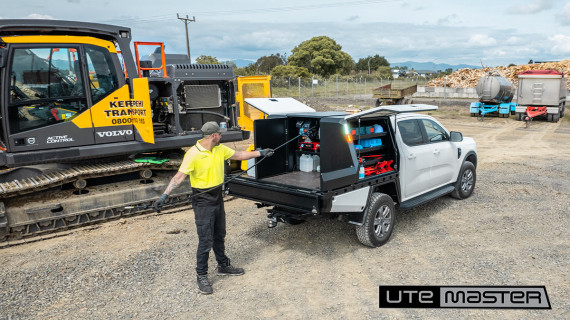 Utemaster Tray Tool Box Fleet Colour Matched Fitout