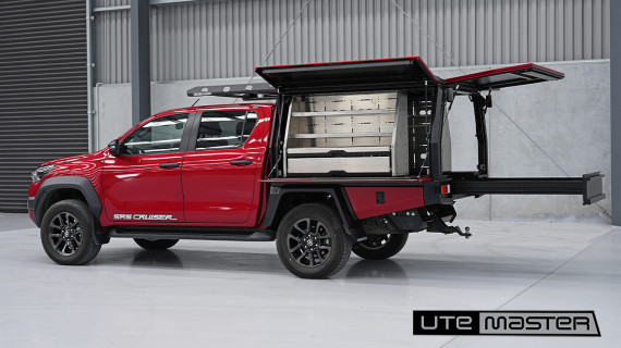 Utemaster Plumbing Fitout TrailCore Tray Service Body