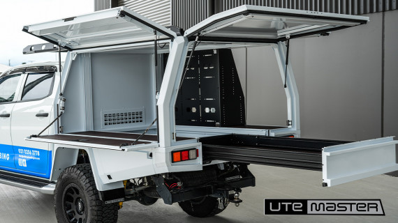 Utemaster TrailCore Tray Service Body White Plumbing Fitout