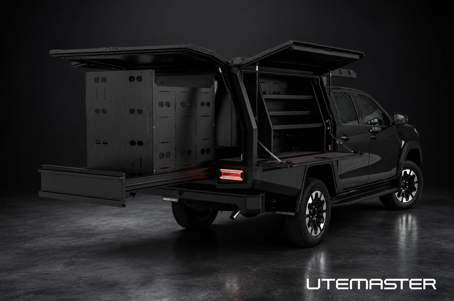 Toyota Hilux Full-Time Chassis Canopy