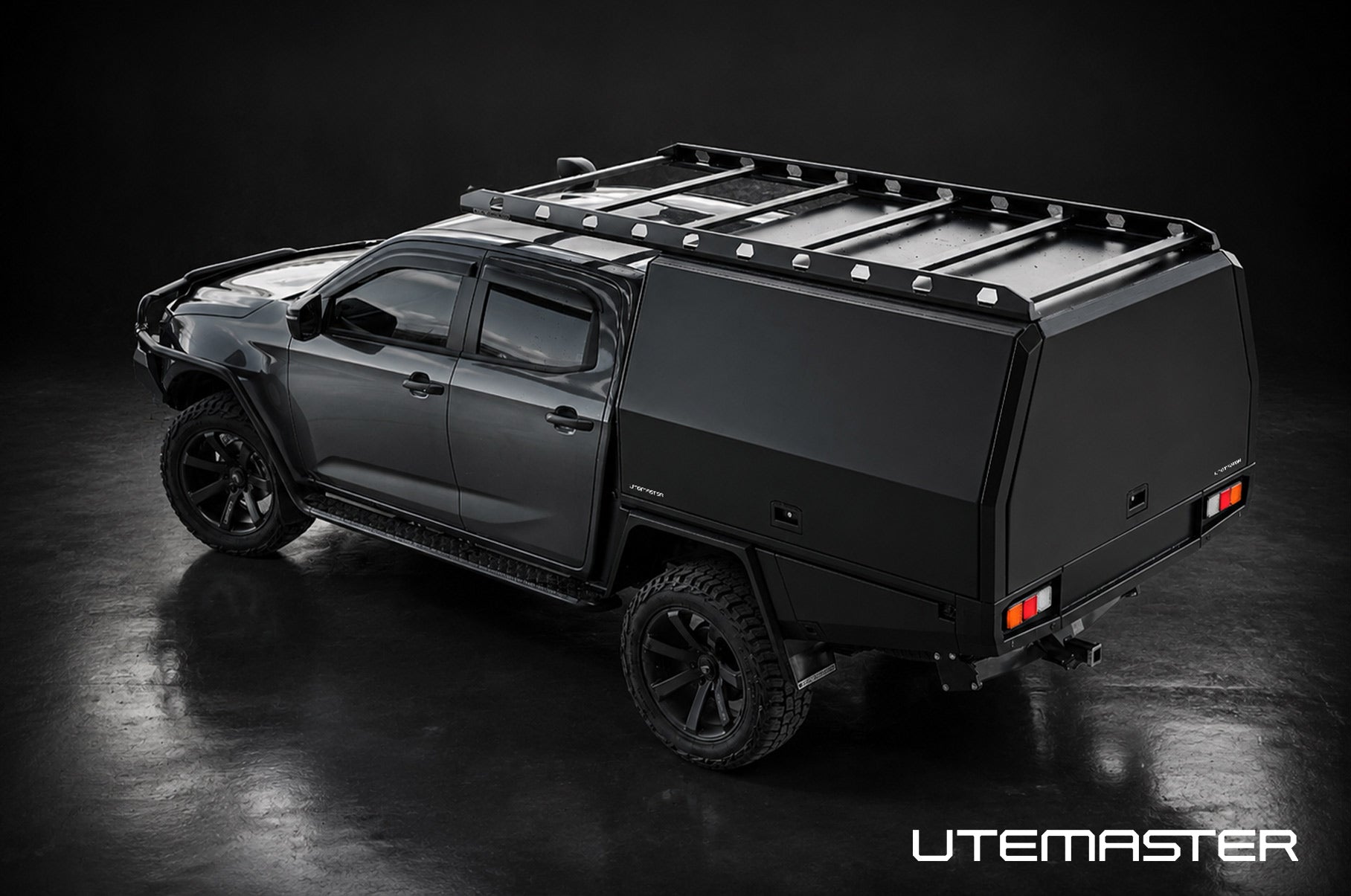 Isuzu D-Max Full-Time Chassis Canopy